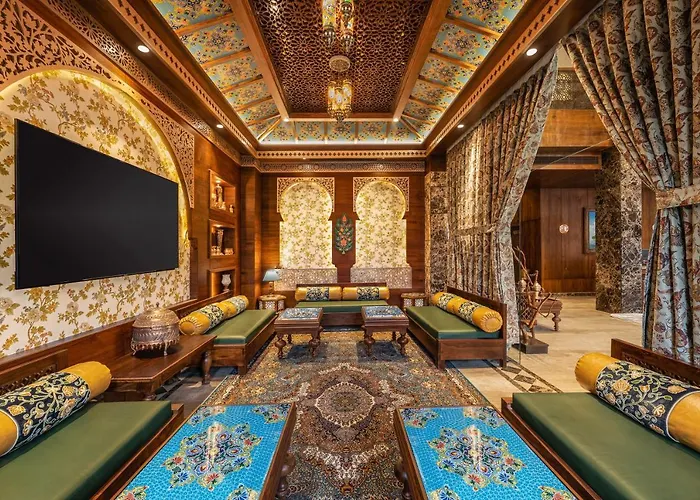 Welcomheritage Grand, Srinagar