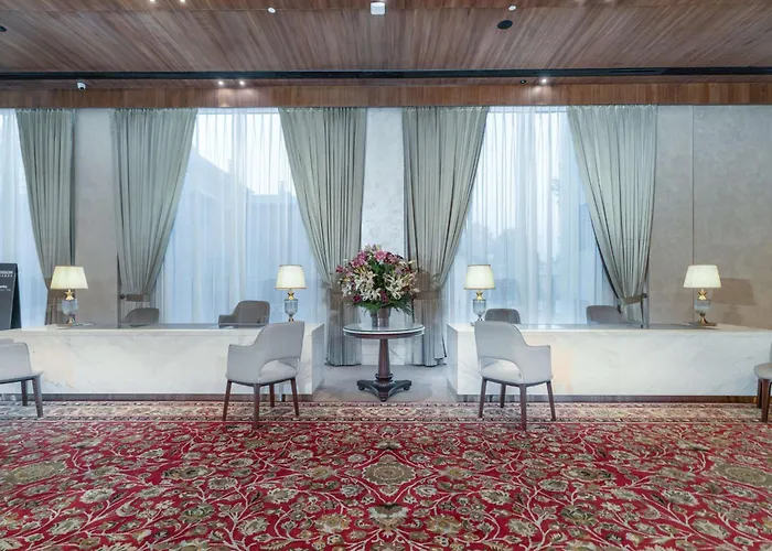 Radisson Collection Hotel & Spa, Riverfront Srinagar